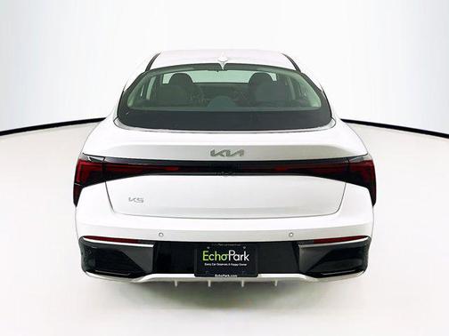 Snow White Pearl 2025 Kia K5 LXS