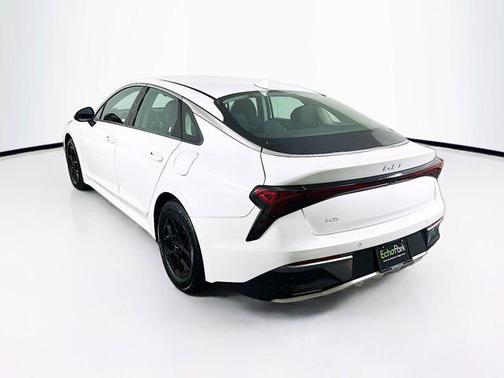 Snow White Pearl 2025 Kia K5 LXS