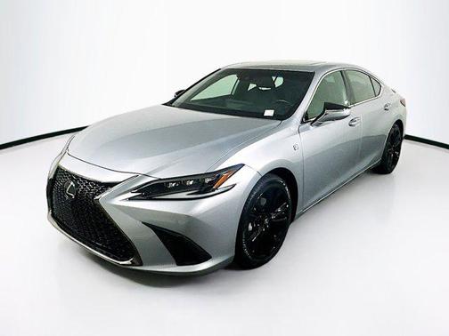 2024 Lexus ES 300h F SPORT Handling