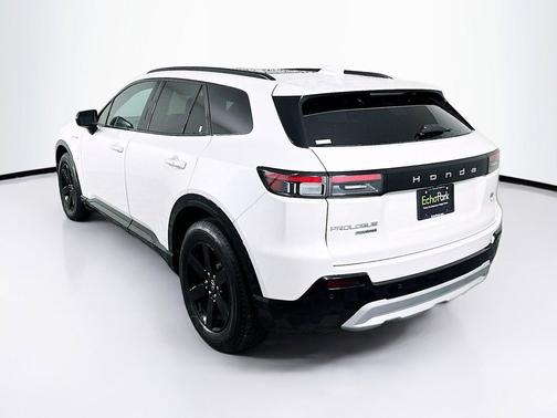 Snowfall Pearl 2024 Honda Prologue Touring