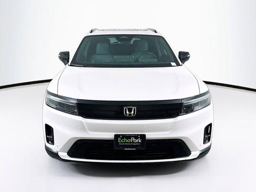 Snowfall Pearl 2024 Honda Prologue Touring