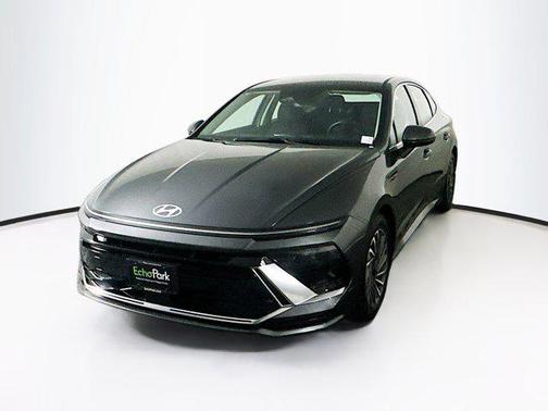 2025 Hyundai SONATA Hybrid SE