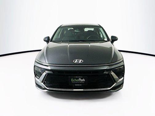 2025 Hyundai SONATA Hybrid SE