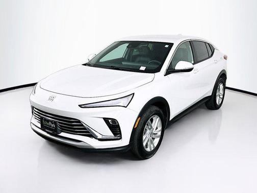 Summit White 2025 Buick Envista Preferred FWD