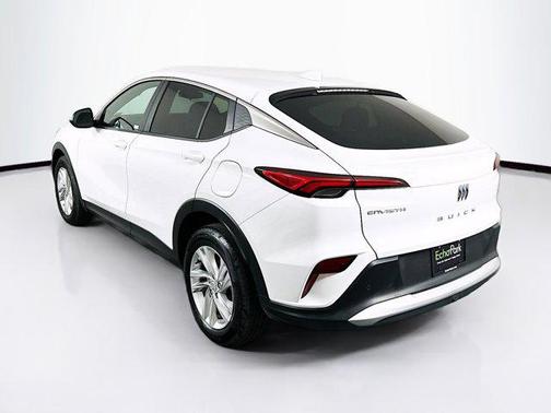 Summit White 2025 Buick Envista Preferred FWD