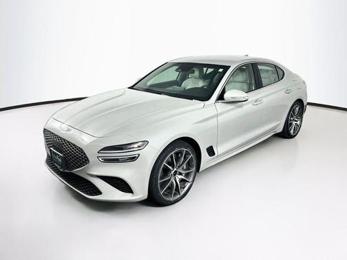 Vatna Gray 2025 Genesis G70 2.5T RWD
