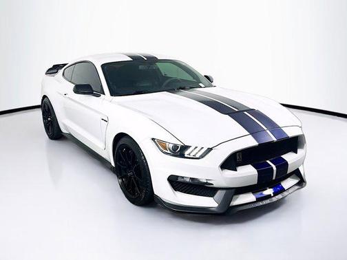 2019 Ford Shelby GT350 Base