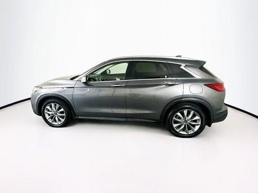 2022 INFINITI QX50 LUXE