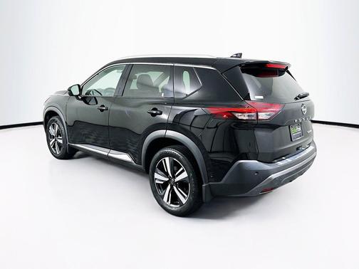 Super Black 2023 Nissan Rogue SL