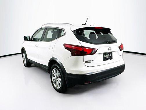 2017 Nissan Rogue Sport SV