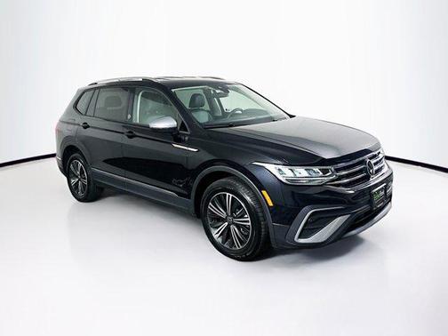 2024 Volkswagen Tiguan 2.0T Wolfsburg Edition