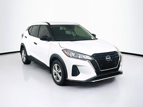Fresh Powder 2024 Nissan Kicks S