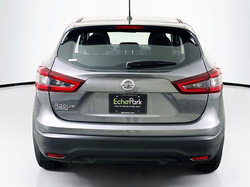 2022 Nissan Rogue Sport S