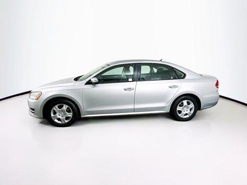 2014 Volkswagen Passat 2.5L S