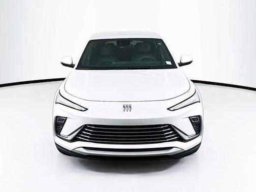 Summit White 2025 Buick Envista Preferred FWD