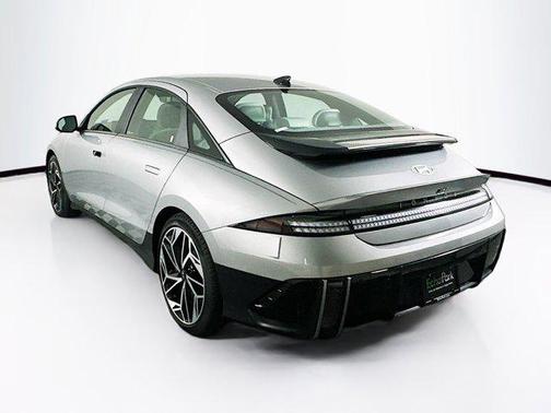 2024 Hyundai IONIQ 6 SEL