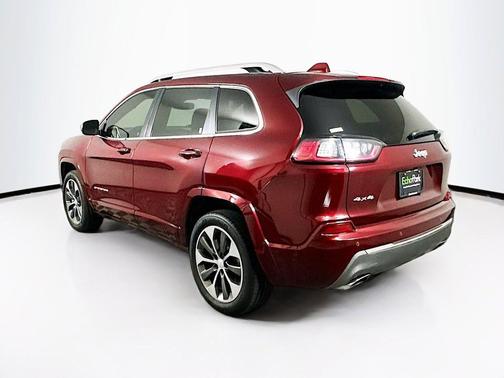 Velvet Red Pearlcoat 2019 Jeep Cherokee Overland
