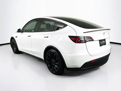 Pearl White Multi-Coat 2022 Tesla Model Y Performance Dual Motor All-Wheel Drive