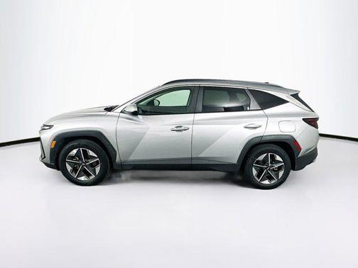 Shimmering Silver 2025 Hyundai TUCSON SEL