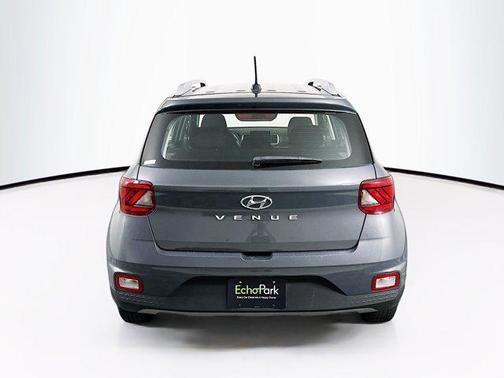 Ecotronic Gray 2025 Hyundai VENUE SEL