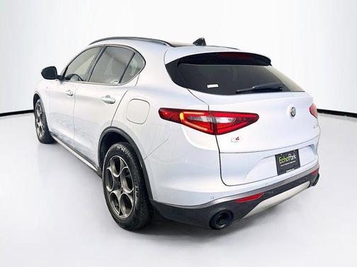 2022 Alfa Romeo Stelvio Ti