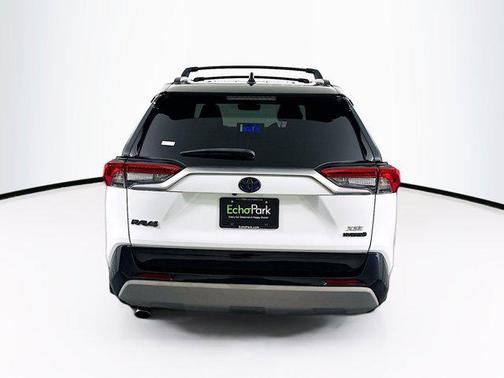 2023 Toyota RAV4 Hybrid SE