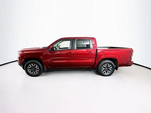 2024 Nissan Frontier SL