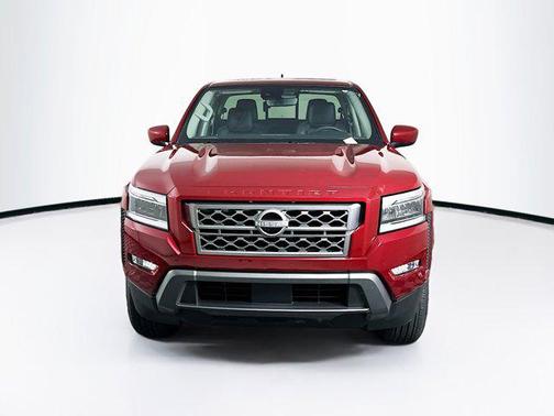 2024 Nissan Frontier SL