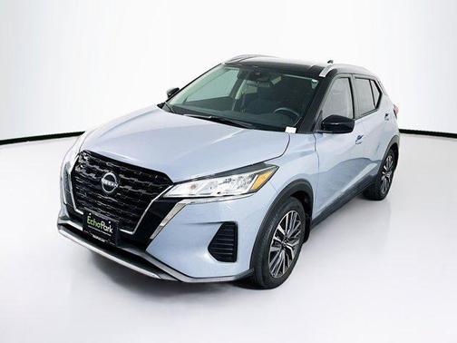 Gray/Super Black 2023 Nissan Kicks SV