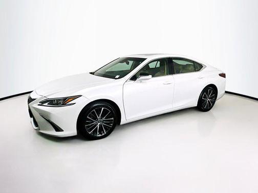 2024 Lexus ES 300h Base