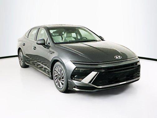 2025 Hyundai SONATA Hybrid SE