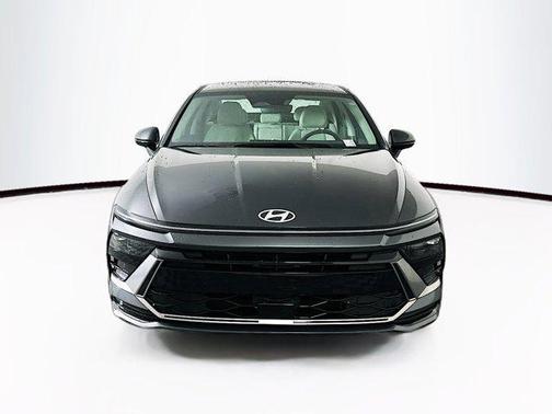 2025 Hyundai SONATA Hybrid SE