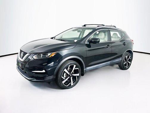 2022 Nissan Rogue Sport SL