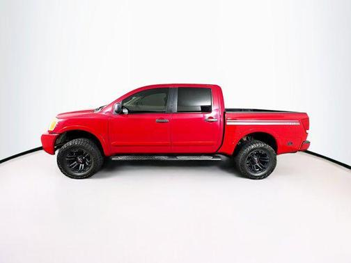 2012 Nissan Titan SV