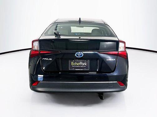 2022 Toyota Prius LE