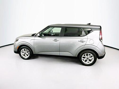 Steel Gray 2025 Kia Soul LX