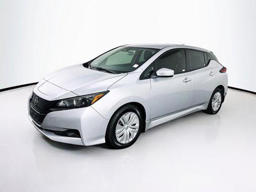 Brilliant Silver Metallic 2024 Nissan Leaf S