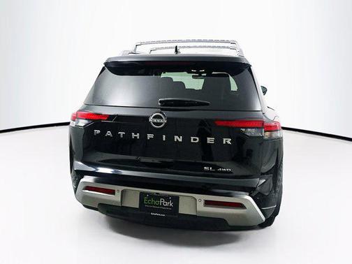 Super Black 2024 Nissan Pathfinder SL 4WD