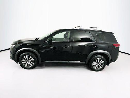 Super Black 2024 Nissan Pathfinder SL 4WD