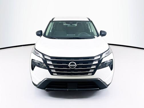 Glacier White 2024 Nissan Rogue S
