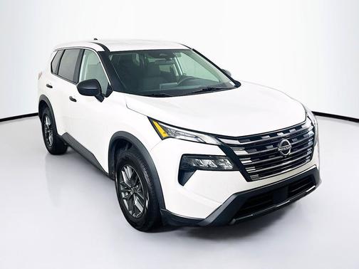 Glacier White 2024 Nissan Rogue S