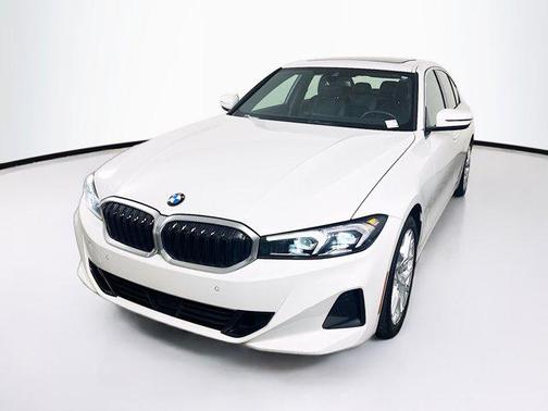 2025 BMW 330 330i Sedan
