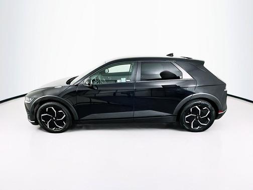 Abyss Black 2024 Hyundai IONIQ 5 SE