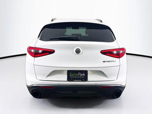 2022 Alfa Romeo Stelvio Sprint