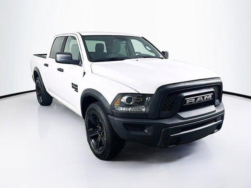 2024 RAM 1500 Classic Warlock Crew Cab 4x2 5'7' Box