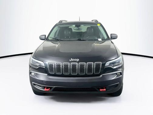 Diamond Black Crystal Pearlcoat 2020 Jeep Cherokee Trailhawk
