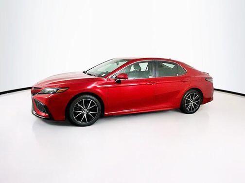 Supersonic Red 2024 Toyota Camry SE