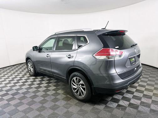 Gun Metallic 2015 Nissan Rogue SL