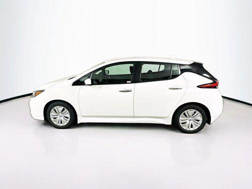 Glacier White 2024 Nissan Leaf S