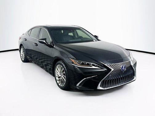 2019 Lexus ES 300h Ultra Luxury